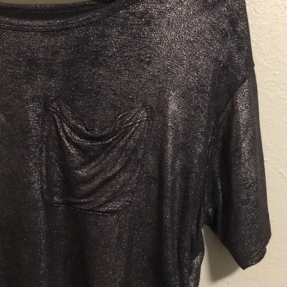 3/$15 Hollister metallic crop top - Picture 2 of 4